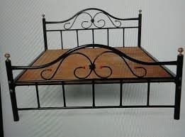 Queen Bed (60 x 72)